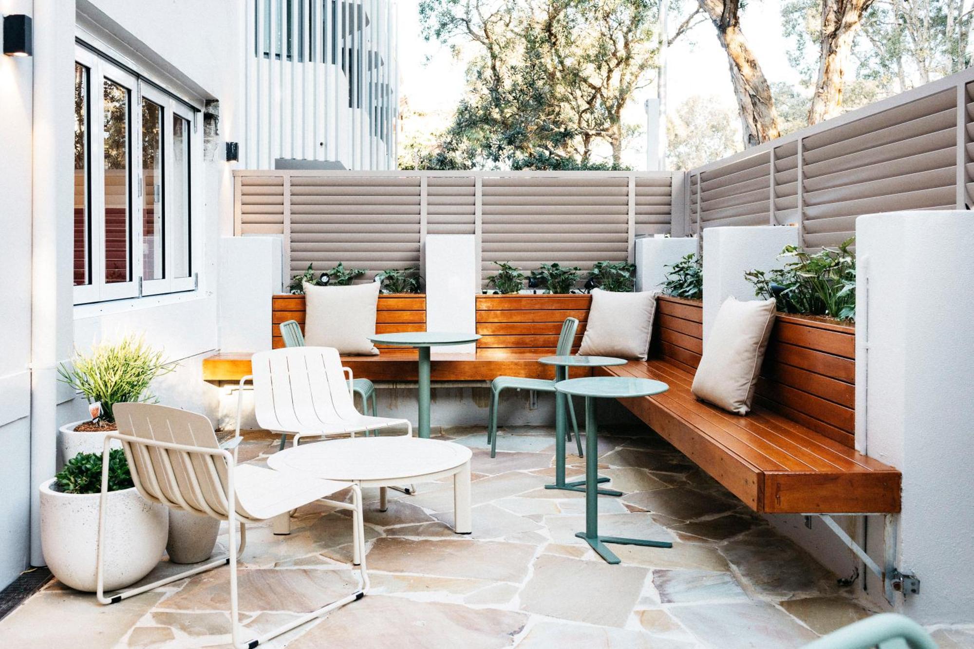 Little Drifter Bondi Hostel Сидни Екстериор снимка